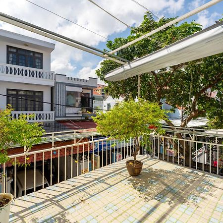Lavila Homestay Хоян Екстер'єр фото